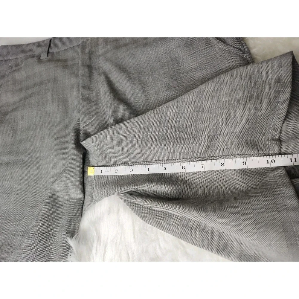 Travis Mathew Golf Shorts Men 36 Grey Textured Performance Flat Front 5‎ Pocket